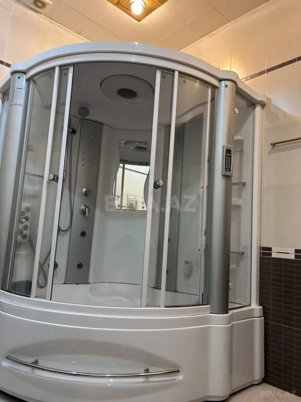 Kirayə verilir 3 otaqlı mənzil 135 m²