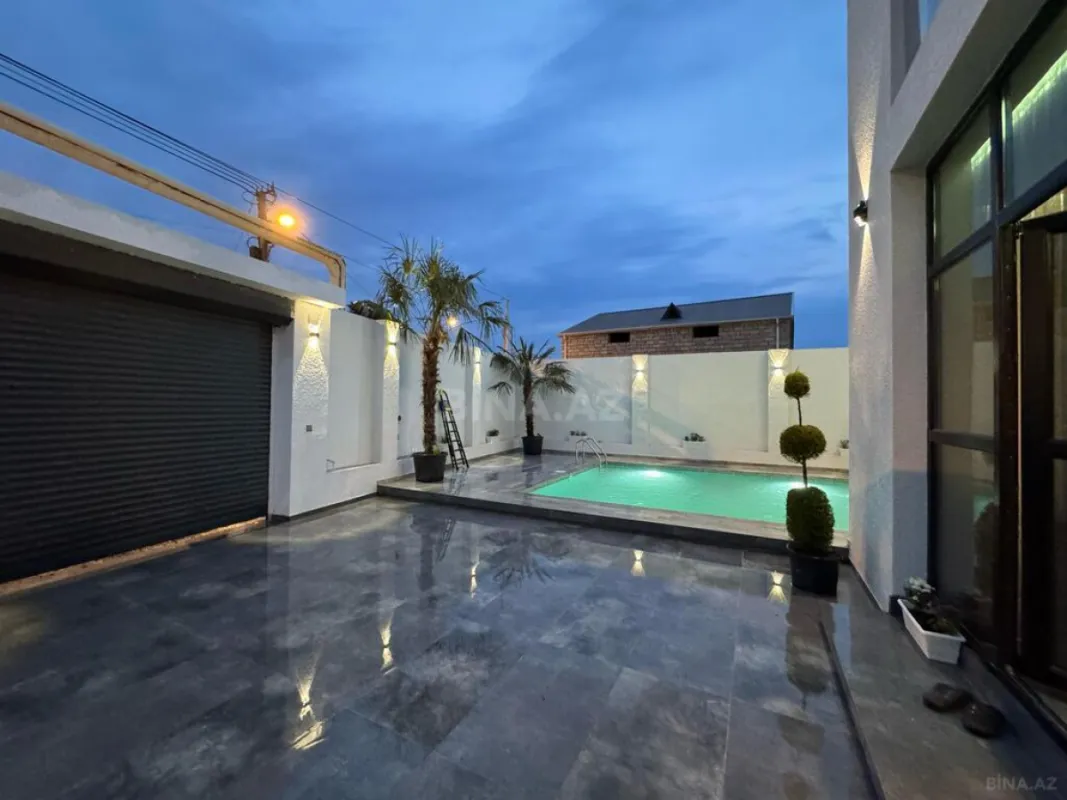 Satılır 4 otaqlı həyət evi 200 m²