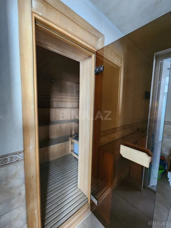 Kirayə verilir 6 otaqlı həyət evi 300 m²