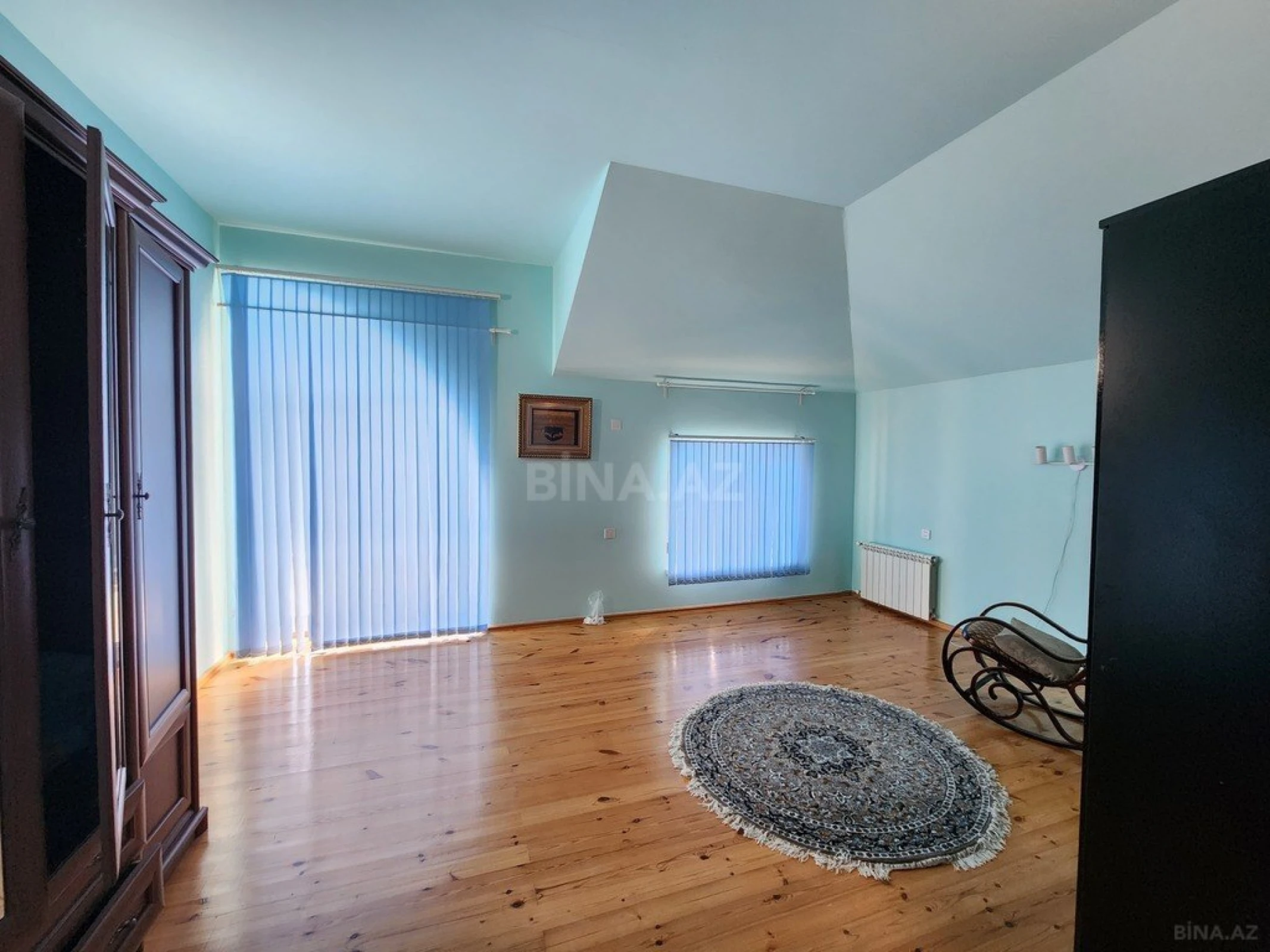 Kirayə verilir 6 otaqlı həyət evi 300 m²