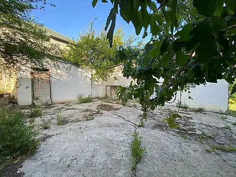 Satılır torpaq sahəsi 7 m²