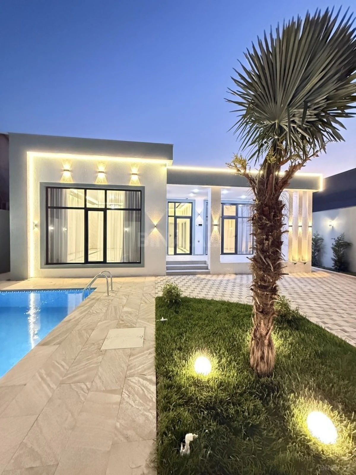 Satılır 3 otaqlı həyət evi 115 m²