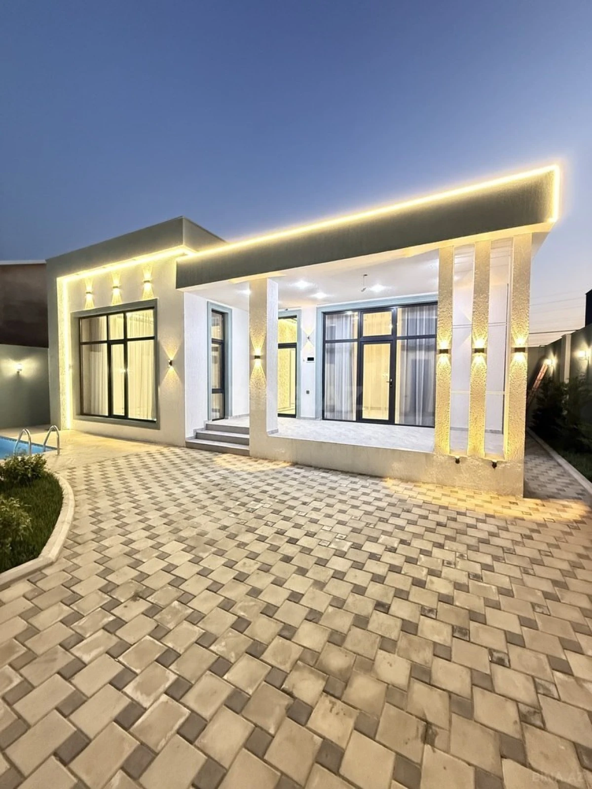 Satılır 3 otaqlı həyət evi 115 m²