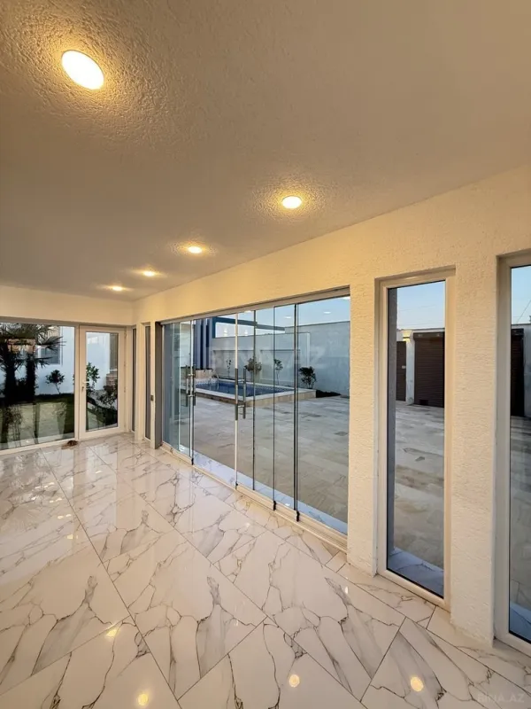 Satılır 4 otaqlı həyət evi 160 m²