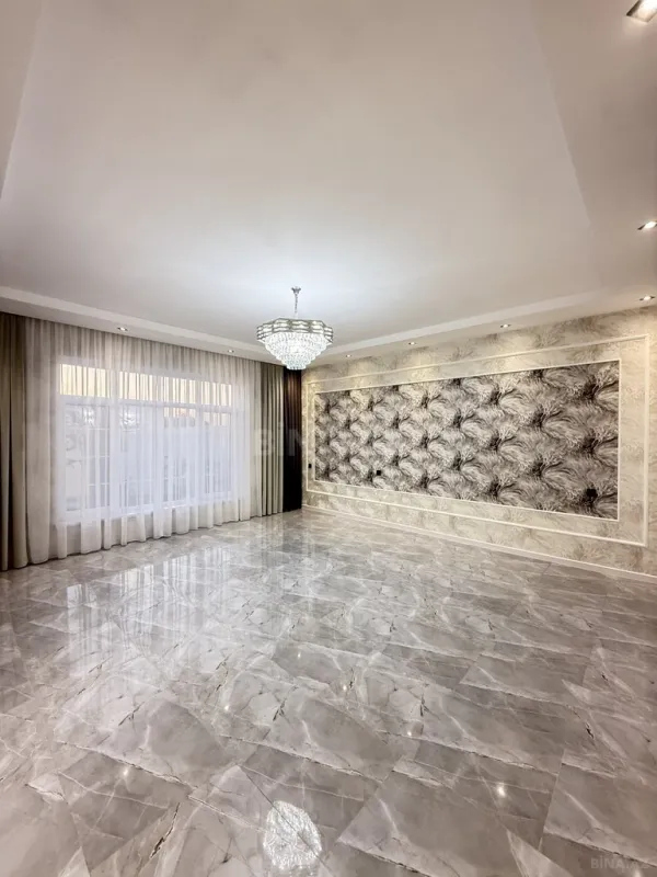 Satılır 4 otaqlı həyət evi 160 m²