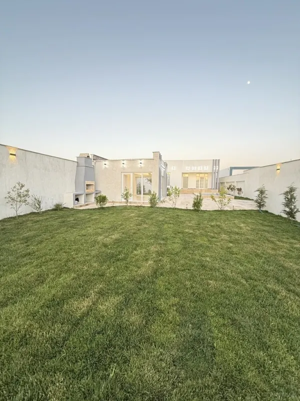 Satılır 4 otaqlı həyət evi 160 m²
