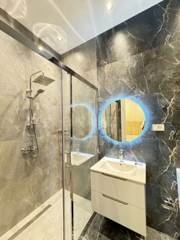 Satılır 4 otaqlı həyət evi 200 m²