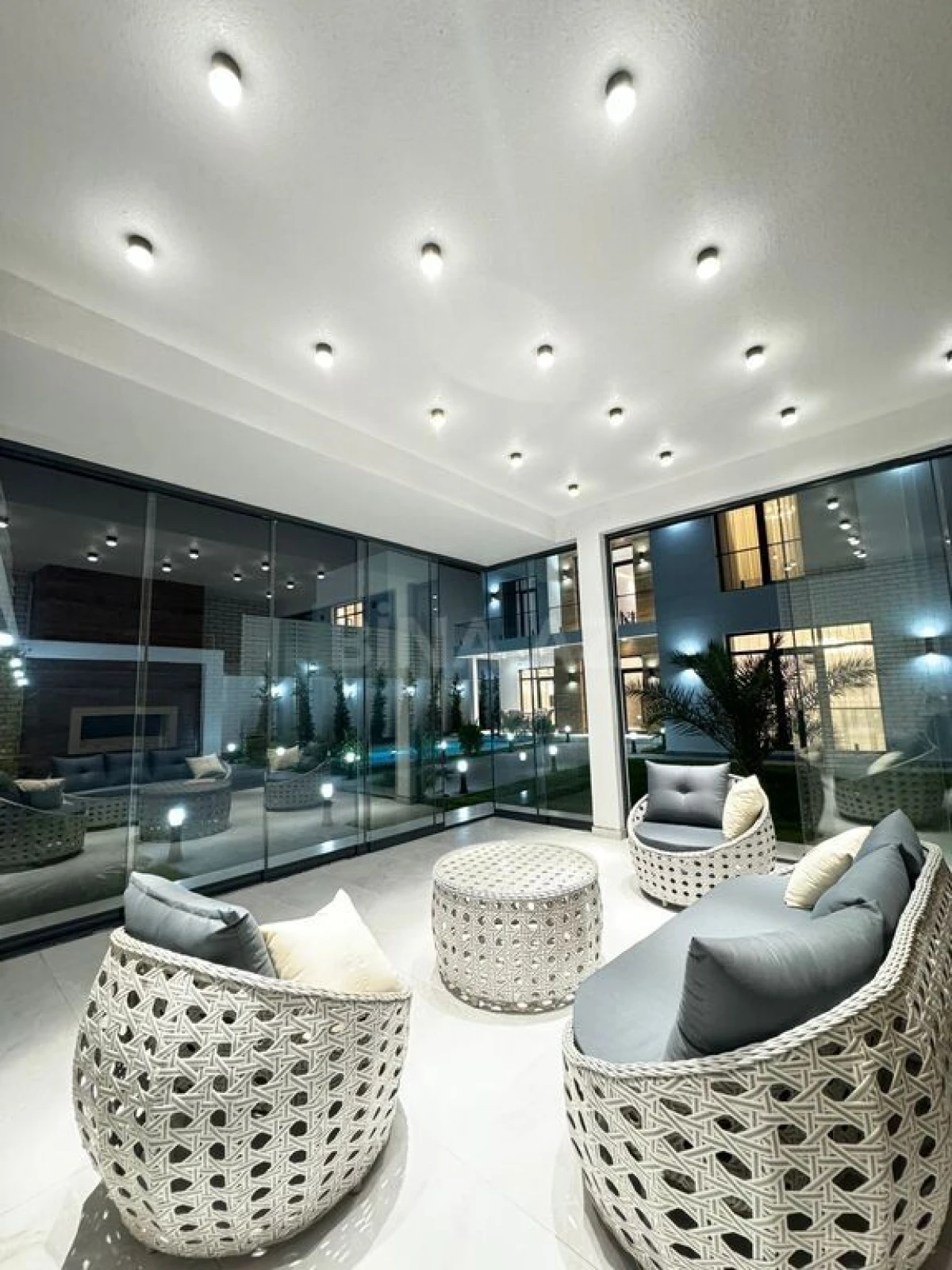 Satılır 4 otaqlı həyət evi 200 m²