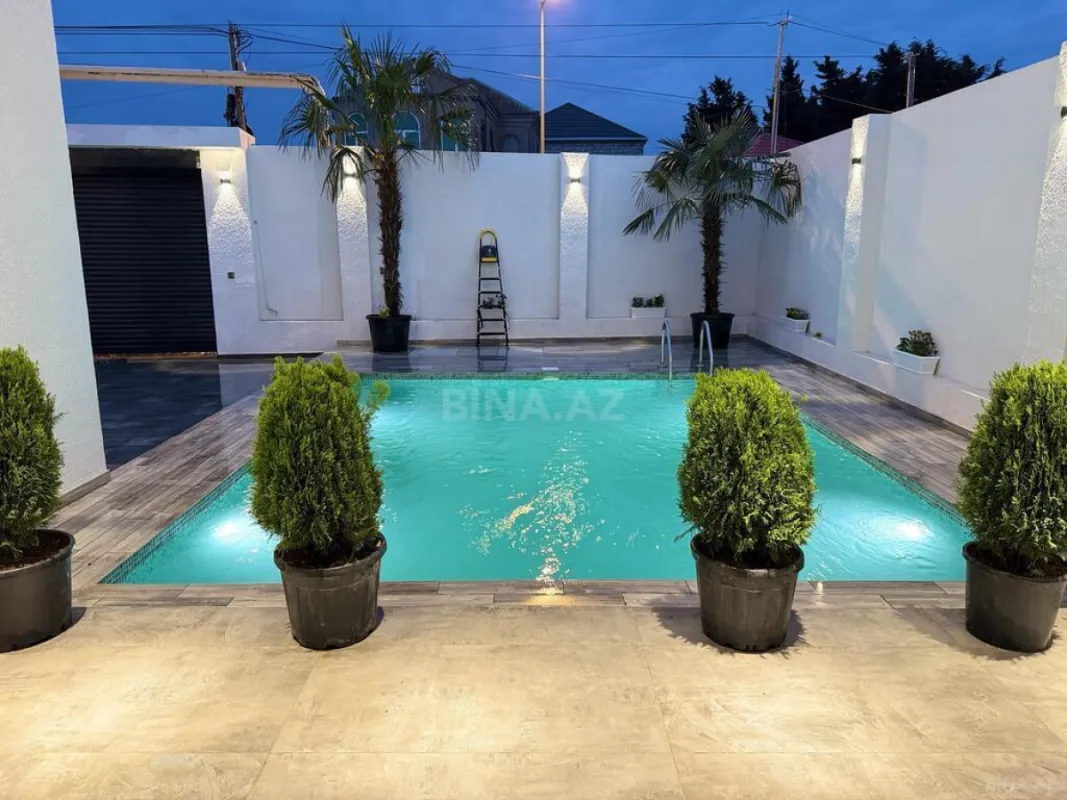 Satılır 4 otaqlı həyət evi 200 m²