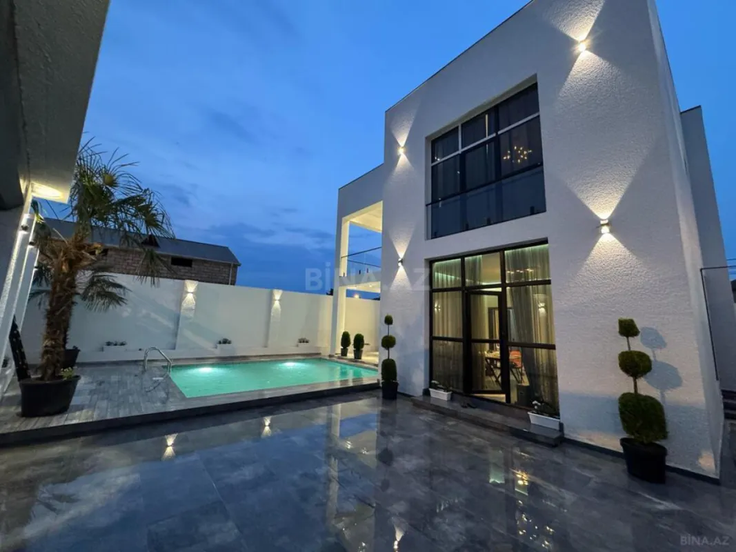 Satılır 4 otaqlı həyət evi 200 m²