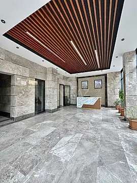 Satılır 4 otaqlı mənzil 200 m²