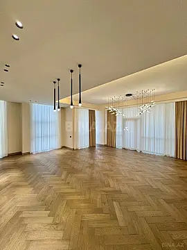 Satılır 4 otaqlı mənzil 200 m²