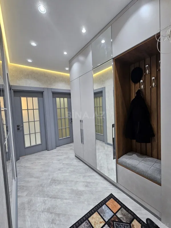 Satılır 3 otaqlı mənzil 84 m²