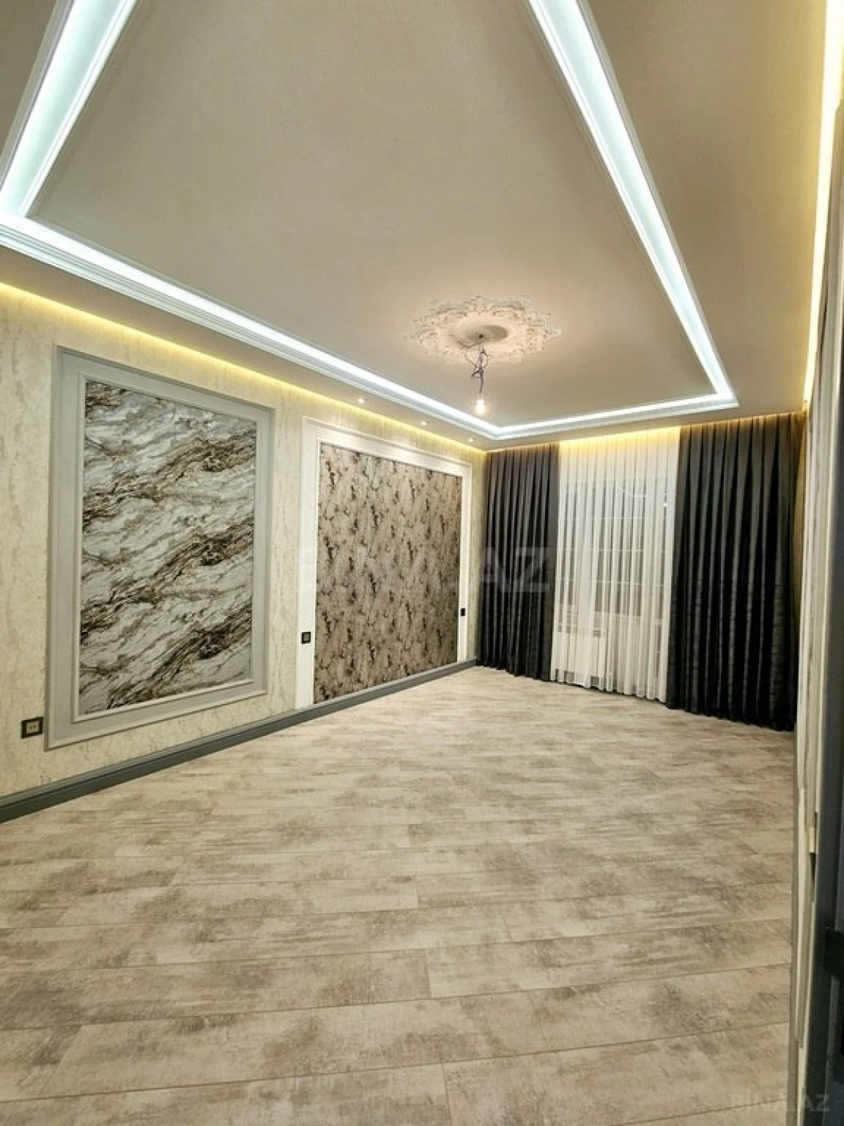 Satılır 3 otaqlı mənzil 84 m²