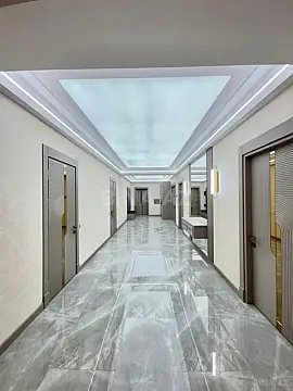 Satılır 4 otaqlı mənzil 245 m²
