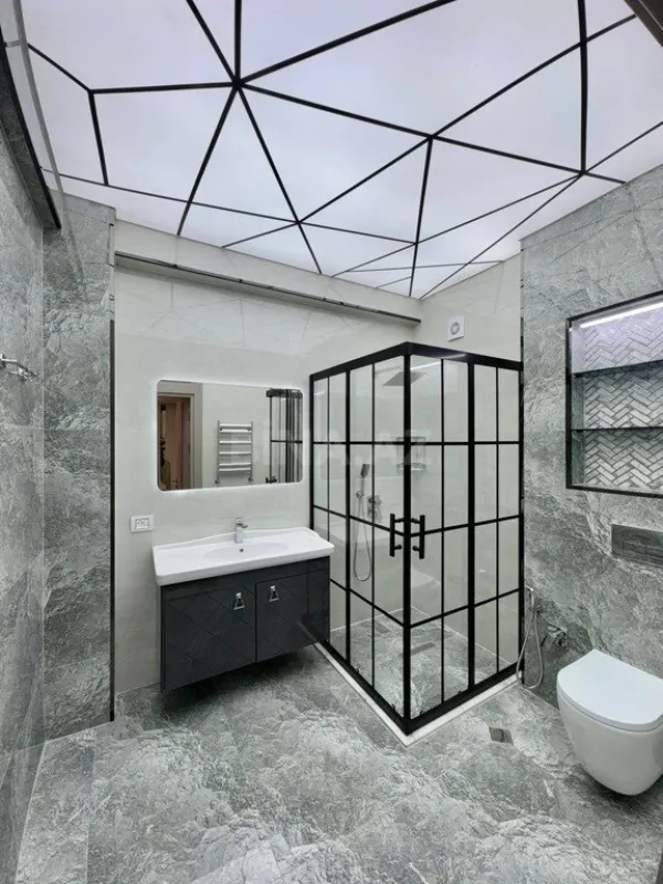 Satılır 4 otaqlı mənzil 245 m²