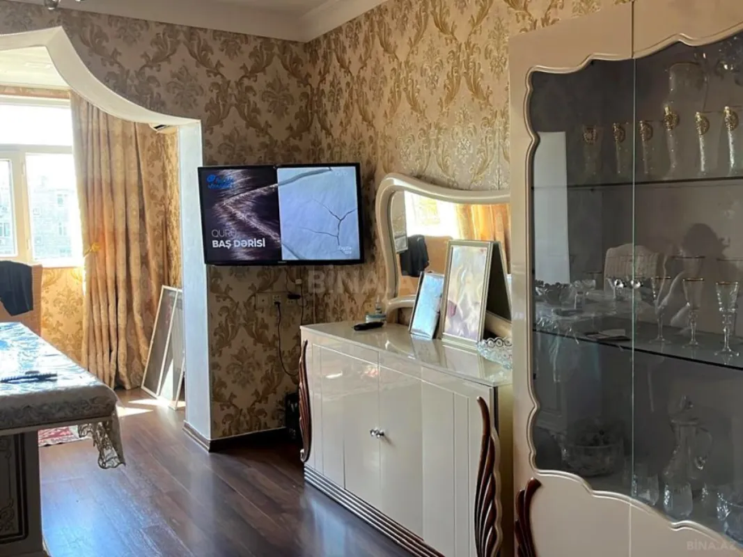 Satılır 3 otaqlı mənzil 70 m²