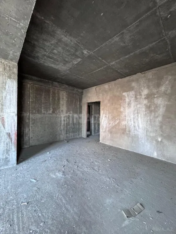 Satılır 3 otaqlı mənzil 163 m²