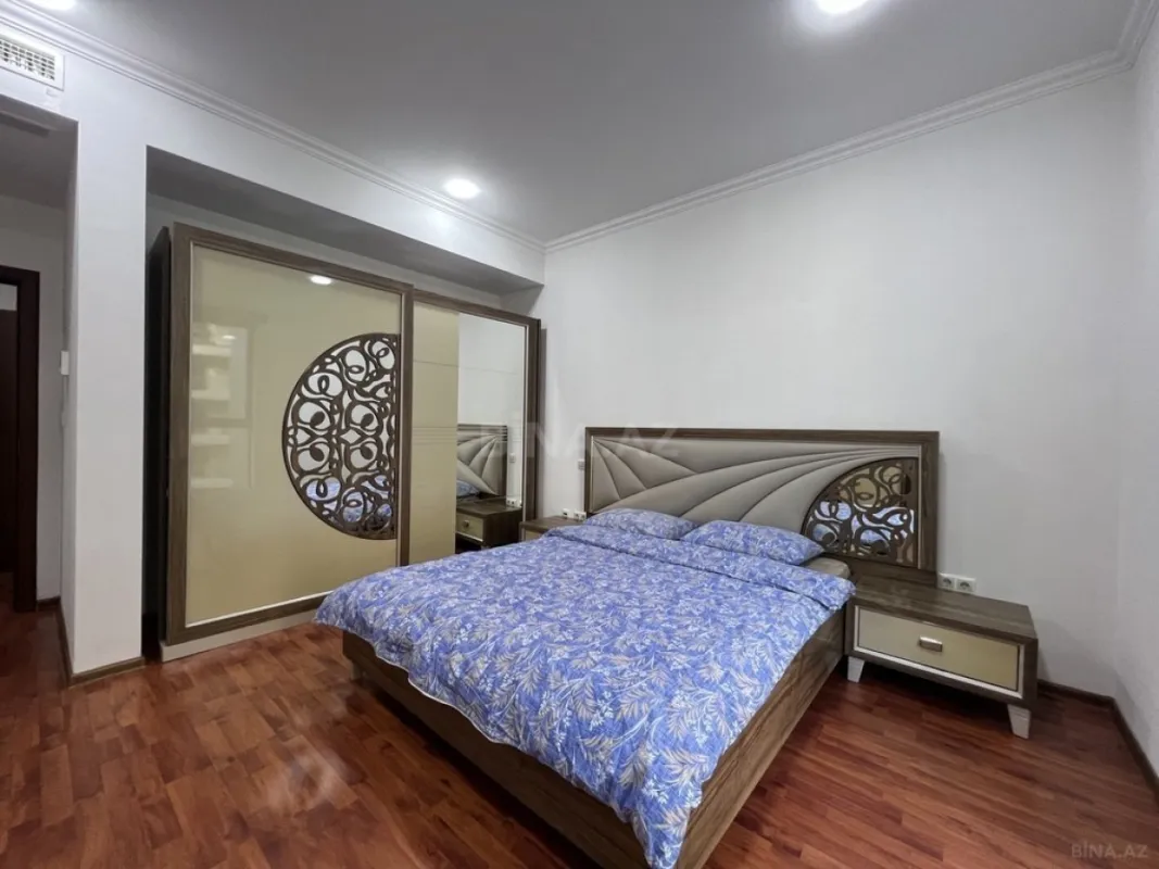 Kirayə verilir 3 otaqlı mənzil 120 m²