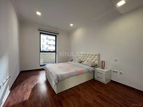Kirayə verilir 3 otaqlı mənzil 120 m²