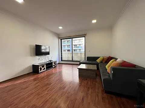 Kirayə verilir 3 otaqlı mənzil 120 m²