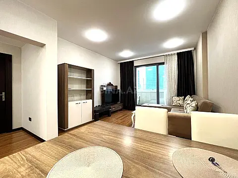 Kirayə verilir 2 otaqlı mənzil 95 m²