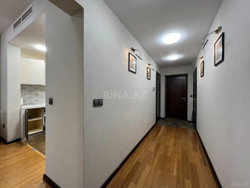 Kirayə verilir 2 otaqlı mənzil 95 m²