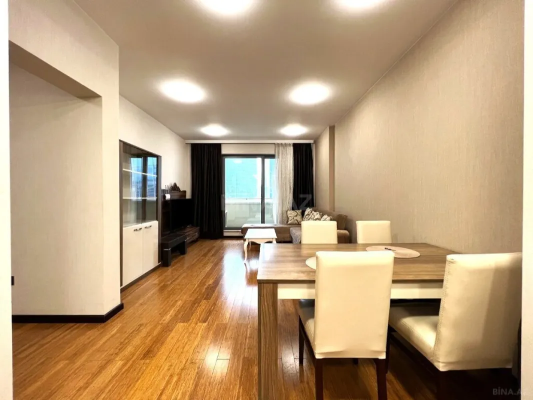 Kirayə verilir 2 otaqlı mənzil 95 m²