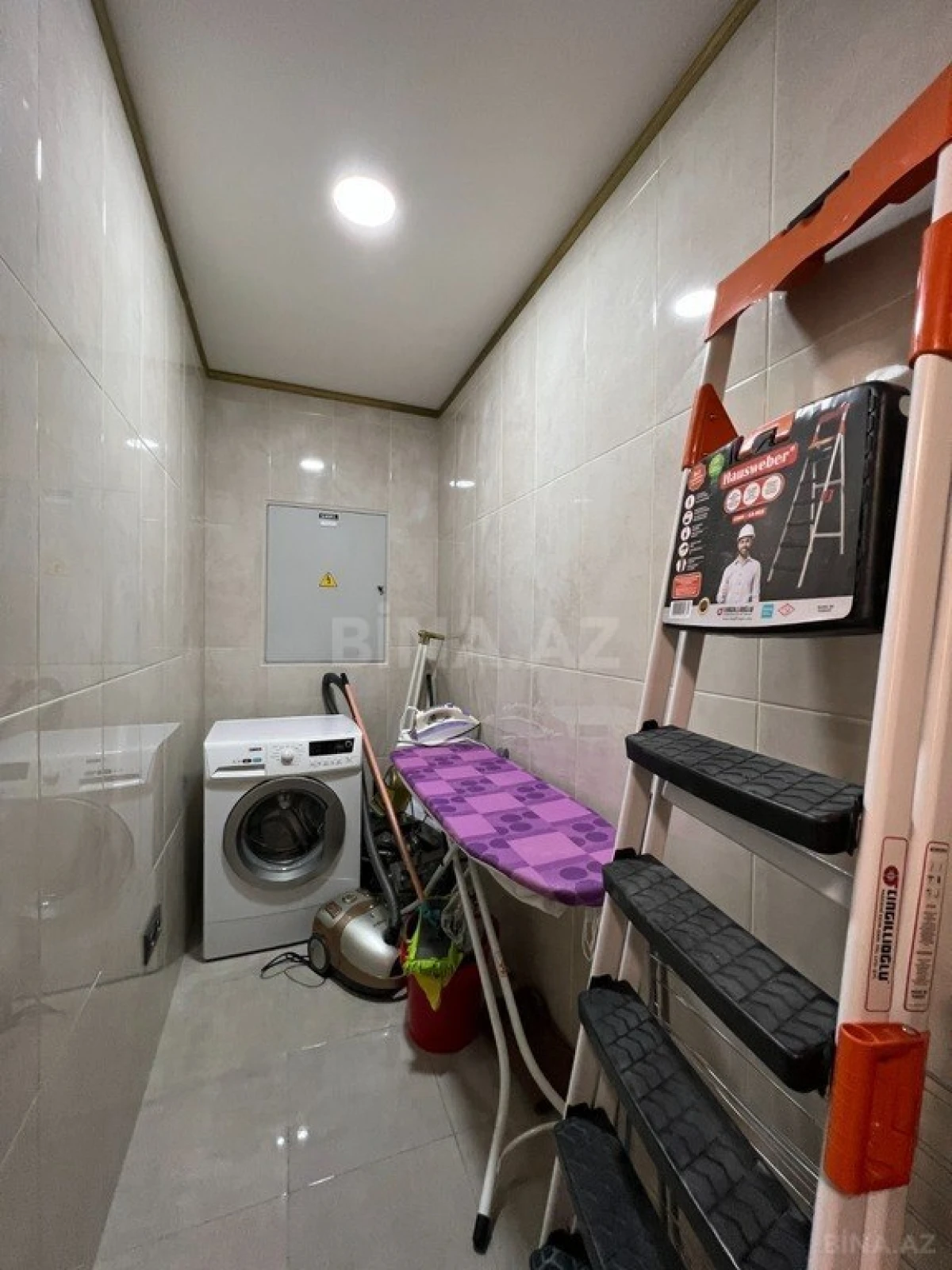 Kirayə verilir 2 otaqlı mənzil 95 m²