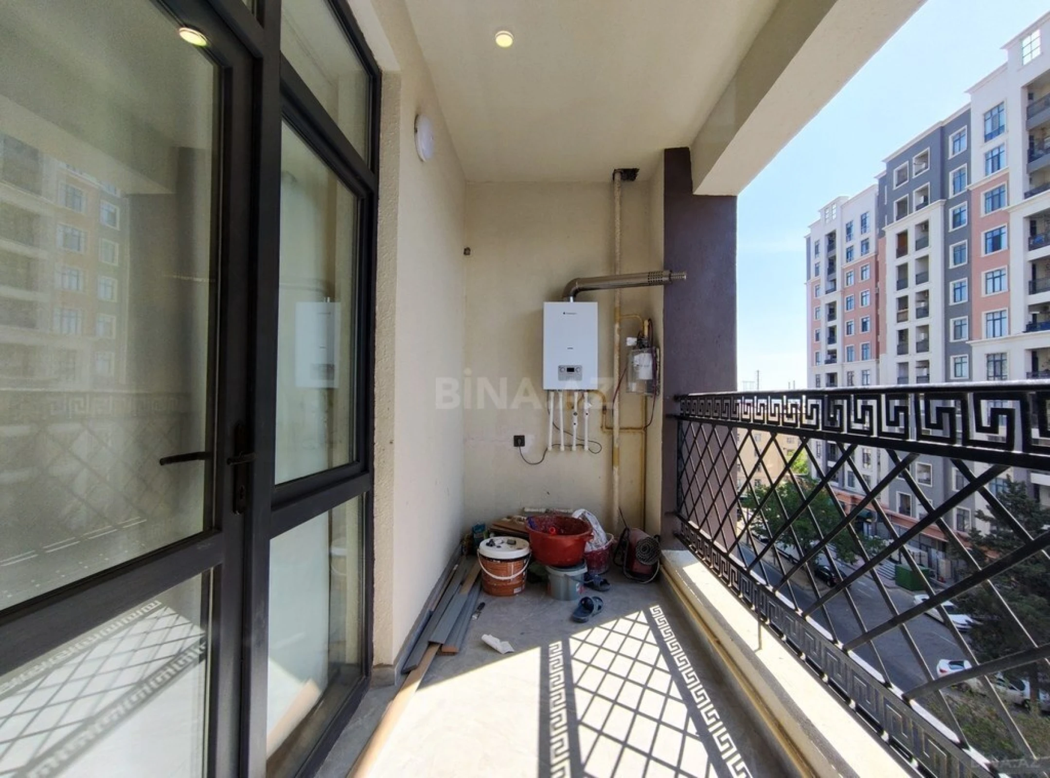 Satılır 3 otaqlı mənzil 91.6 m²