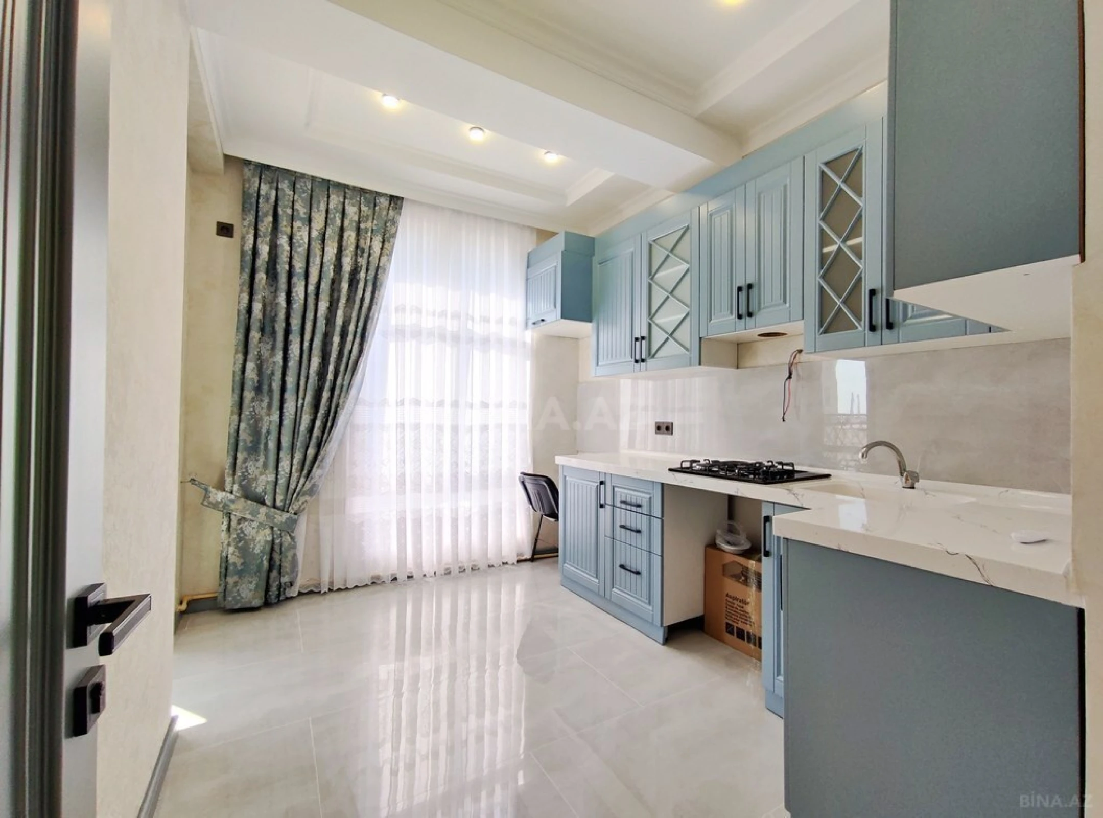 Satılır 3 otaqlı mənzil 91.6 m²