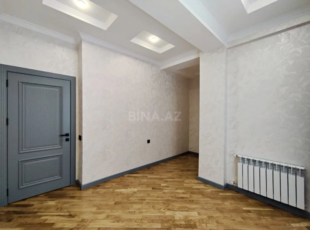 Satılır 3 otaqlı mənzil 91.6 m²