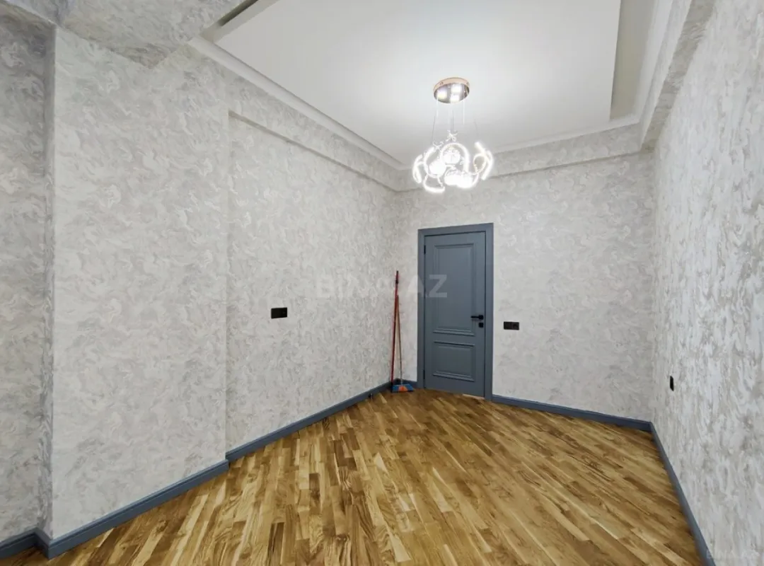 Satılır 3 otaqlı mənzil 91.6 m²