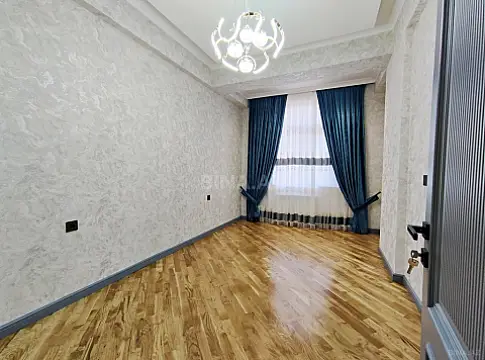 Satılır 3 otaqlı mənzil 91.6 m²