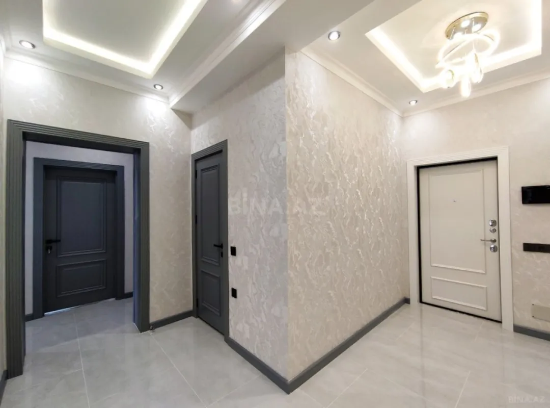Satılır 3 otaqlı mənzil 91.6 m²
