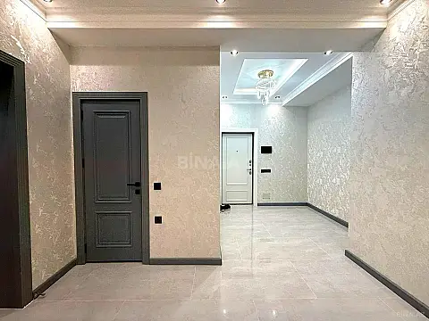 Satılır 3 otaqlı mənzil 92 m²
