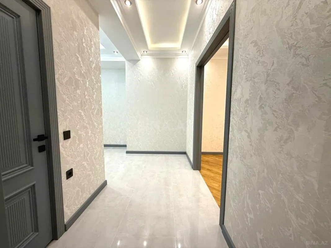 Satılır 3 otaqlı mənzil 92 m²