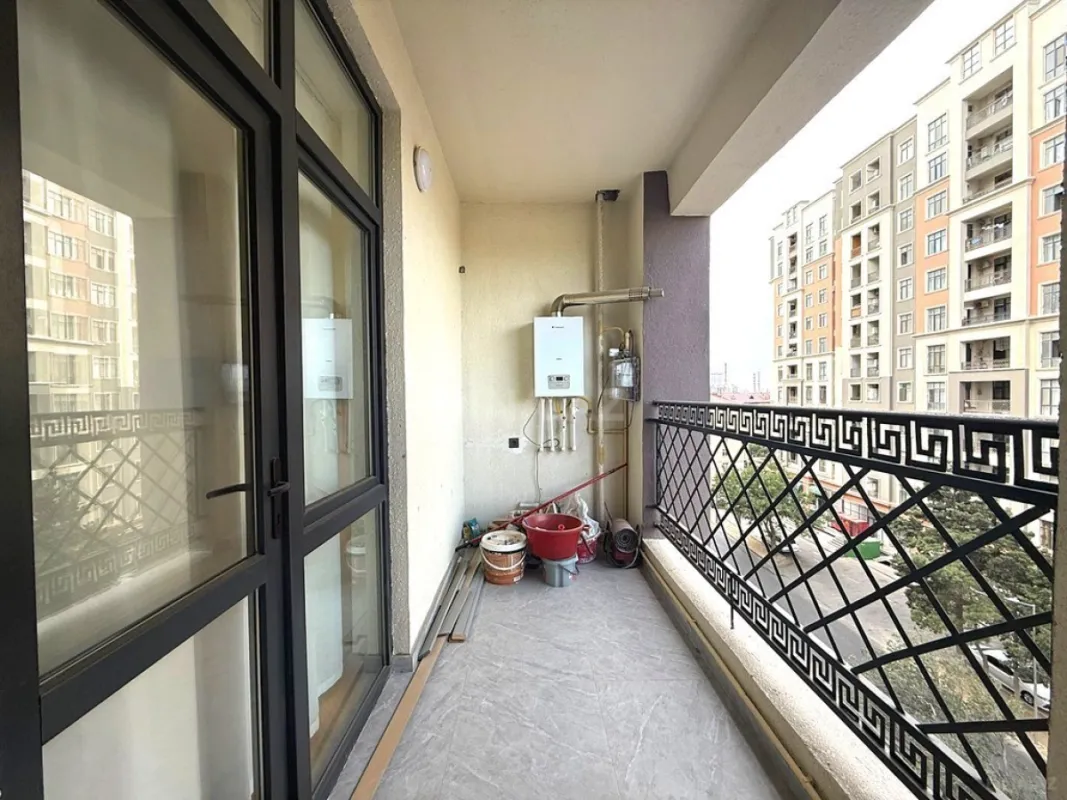 Satılır 3 otaqlı mənzil 92 m²