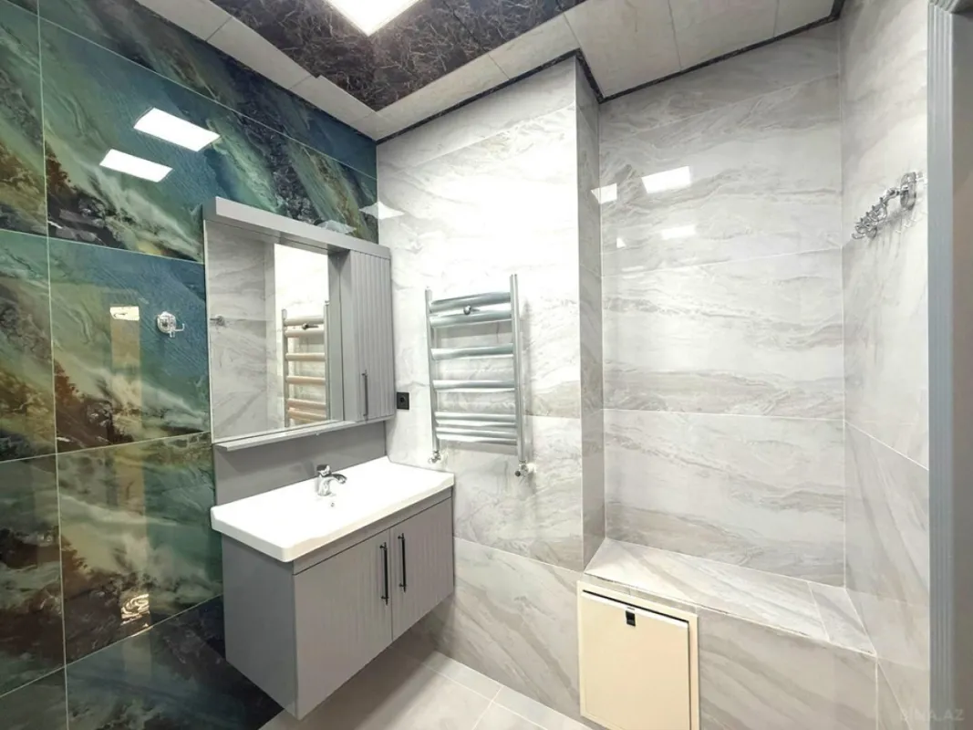 Satılır 3 otaqlı mənzil 92 m²