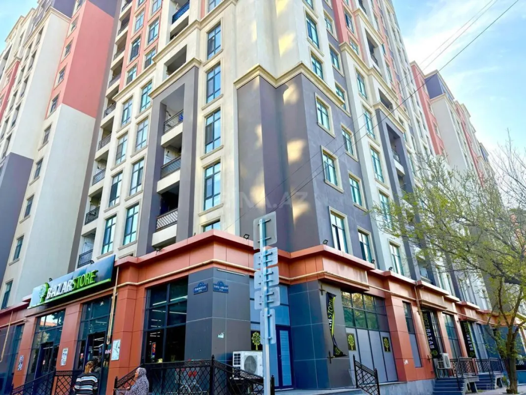 Satılır 3 otaqlı mənzil 92 m²