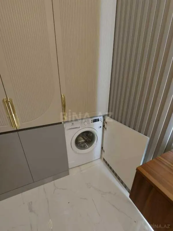 Kirayə verilir 2 otaqlı mənzil 80 m²