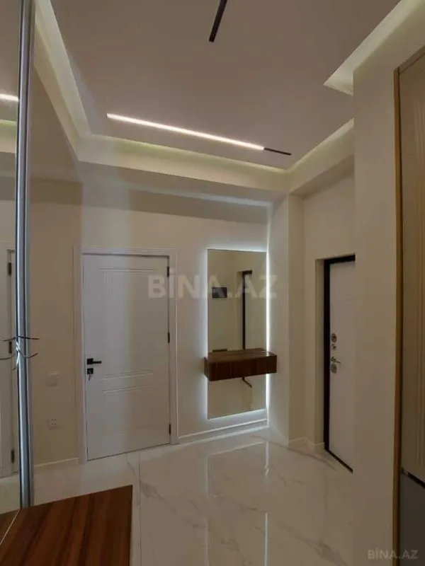 Kirayə verilir 2 otaqlı mənzil 80 m²