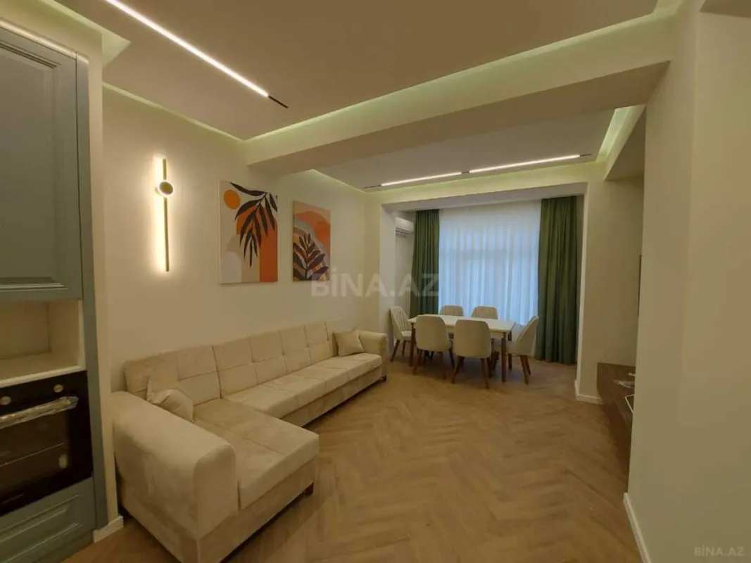 Kirayə verilir 2 otaqlı mənzil 80 m²