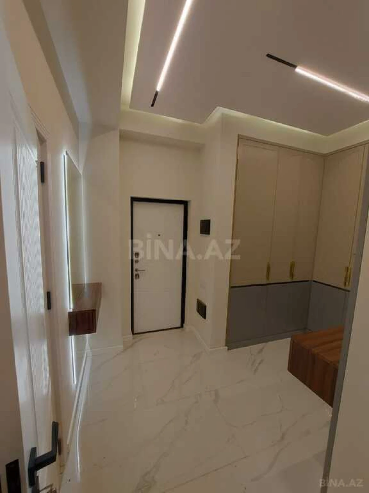 Kirayə verilir 2 otaqlı mənzil 80 m²