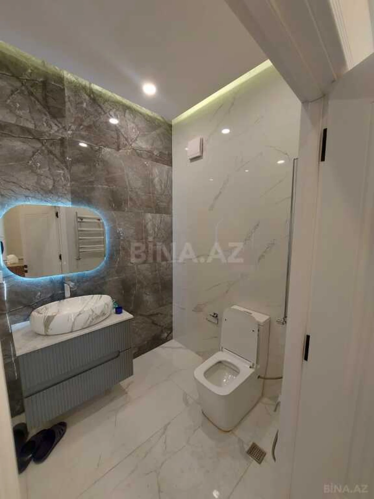 Kirayə verilir 2 otaqlı mənzil 80 m²