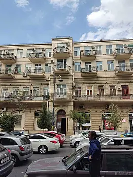 Satılır 5 otaqlı mənzil 210 m² — Bakı, İçərişəhər 5 otaq 210.00 m²