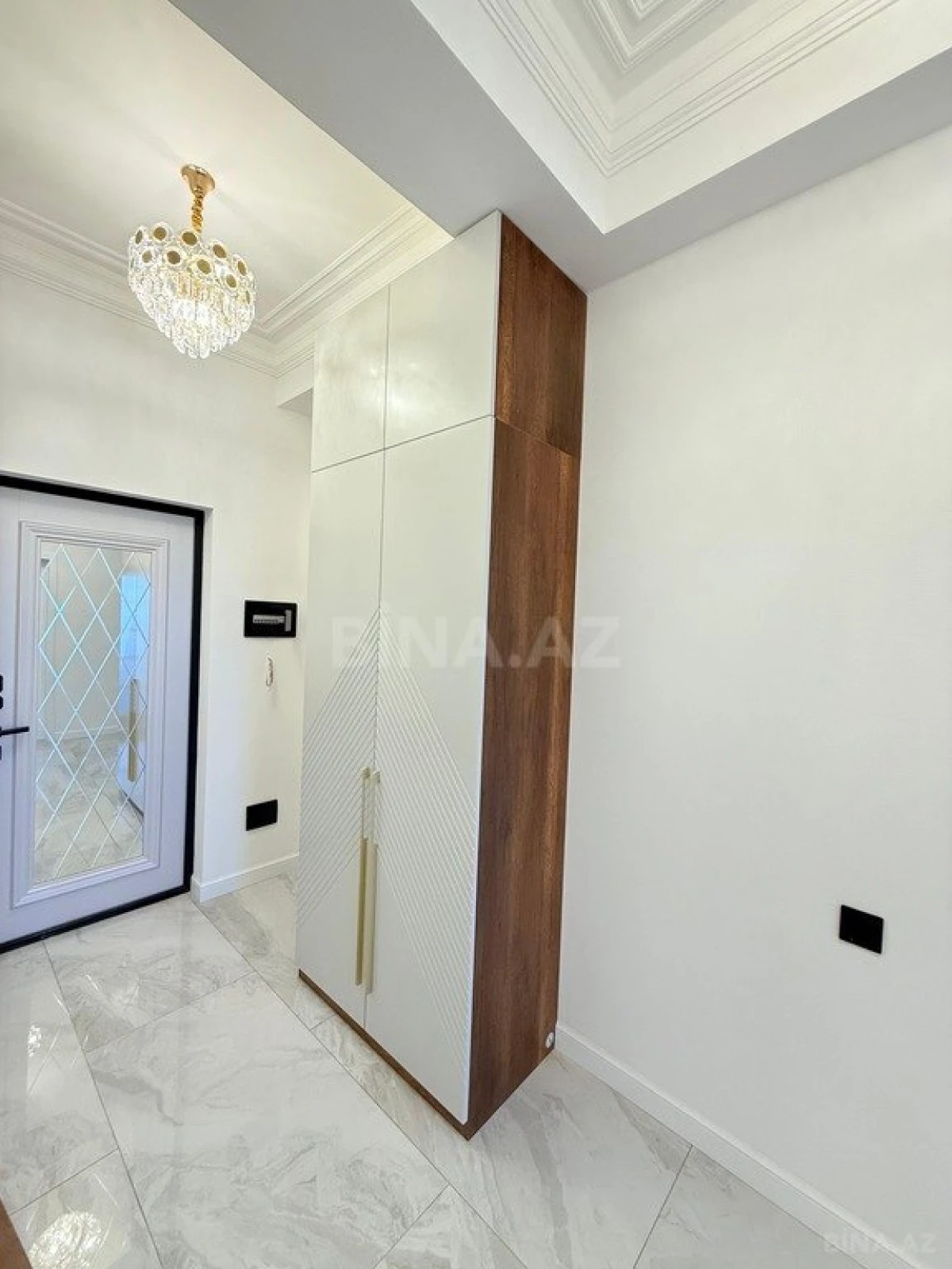 Satılır 3 otaqlı mənzil 100 m²