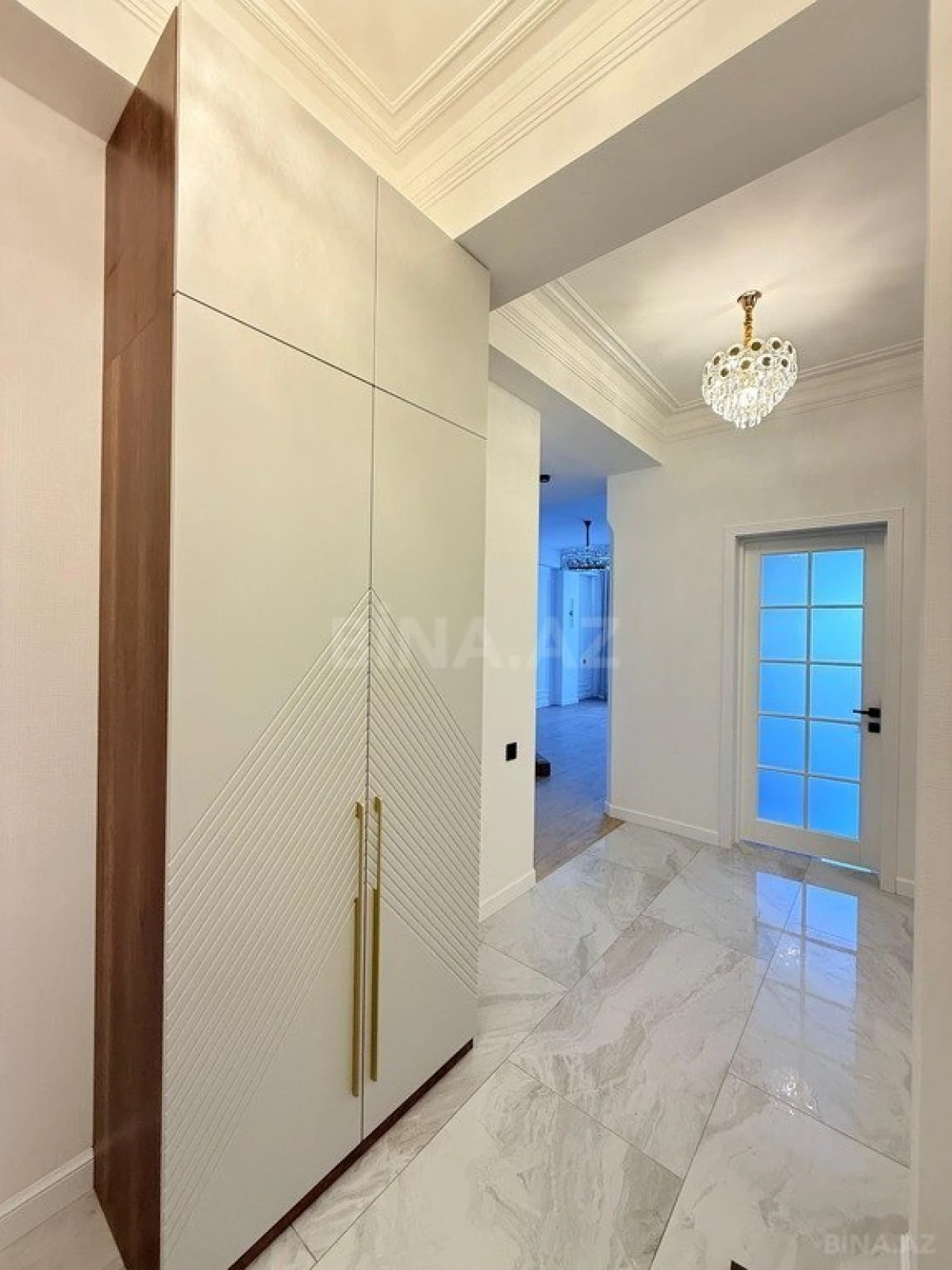 Satılır 3 otaqlı mənzil 100 m²