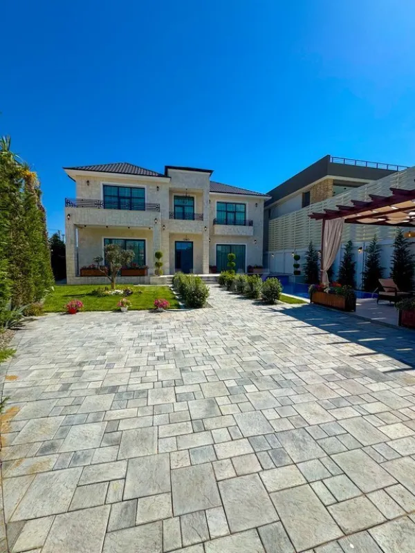 Satılır 6 otaqlı həyət evi 400 m²