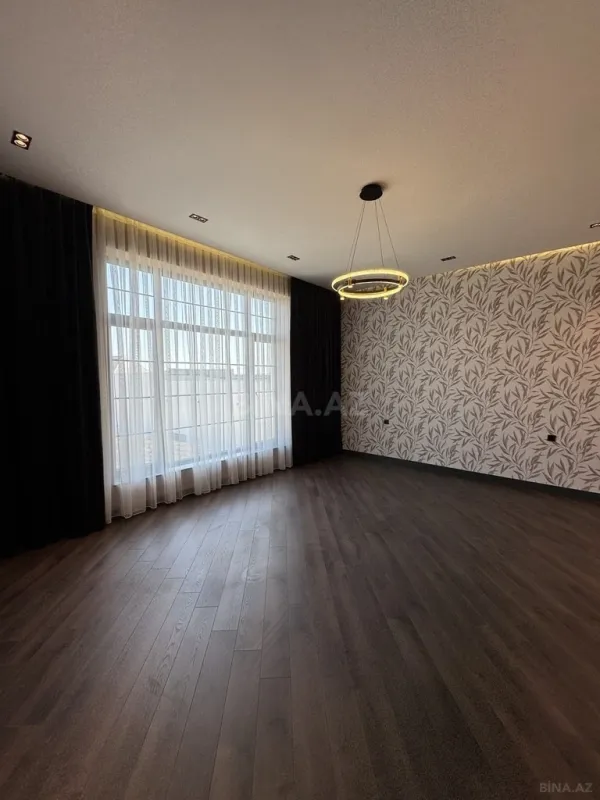 Satılır 6 otaqlı həyət evi 400 m²